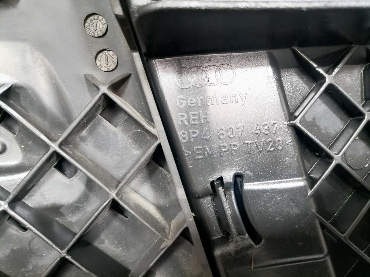 Audi A3 8P original Sto&szlig;stange Sto&szlig;f&auml;nger vorn LZ5J Moroblau BJ03